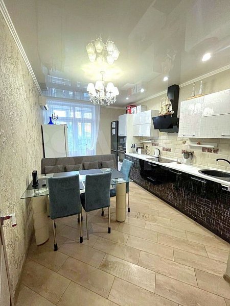2-комн квартира, 70 м², р-н Парк Галицкого (№127536)