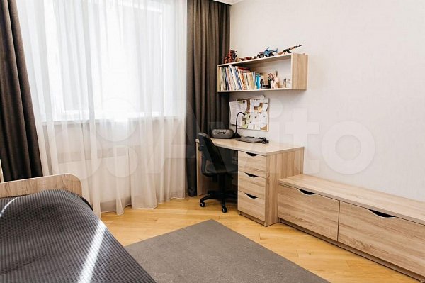 4-комн квартира, 115 м², р-н Фестивальный (№131502)