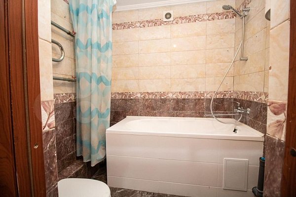 4-комн квартира, 77.8 м², р-н Черемушки (№130805)
