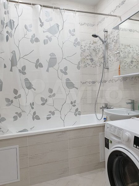 2-комн квартира, 61.2 м², р-н Гидростроителей (№126287)