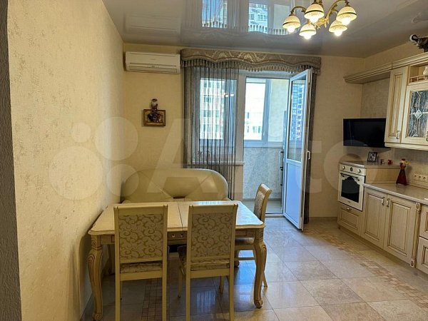 3-комн квартира, 112 м², р-н Фестивальный (№125728)