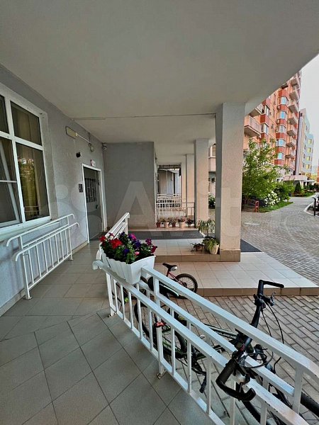 4-комн квартира, 296.7 м², р-н Фестивальный (№125024)
