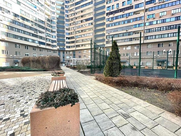 3-комн квартира, 117 м², р-н Центр (№123717)