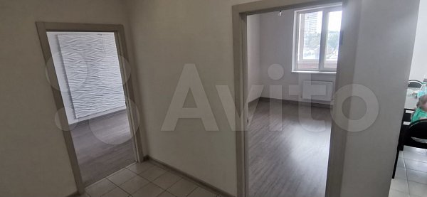 2-комн квартира, 59.6 м², р-н Российская ул (№124331)