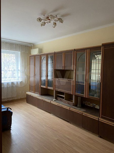 2-комн квартира, 48.8 м², р-н Российская ул (№130809)