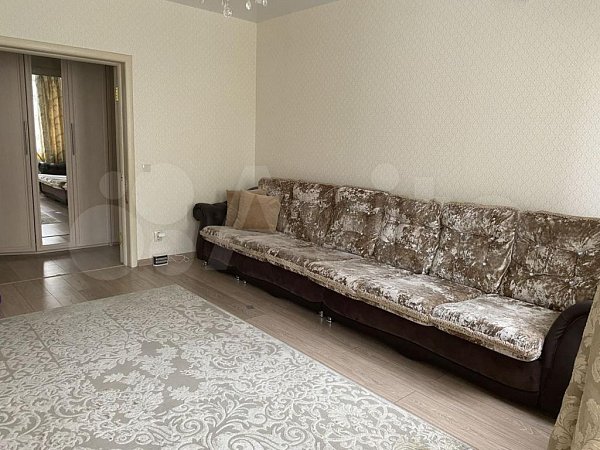 2-комн квартира, 66 м², р-н Центр (№129908)