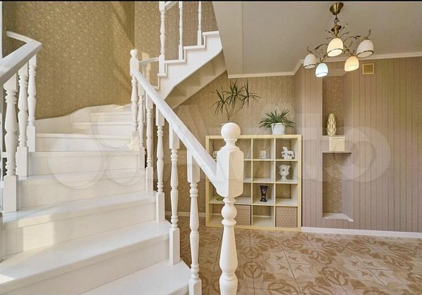 4-комн квартира, 283.3 м², р-н Фестивальный (№129373)