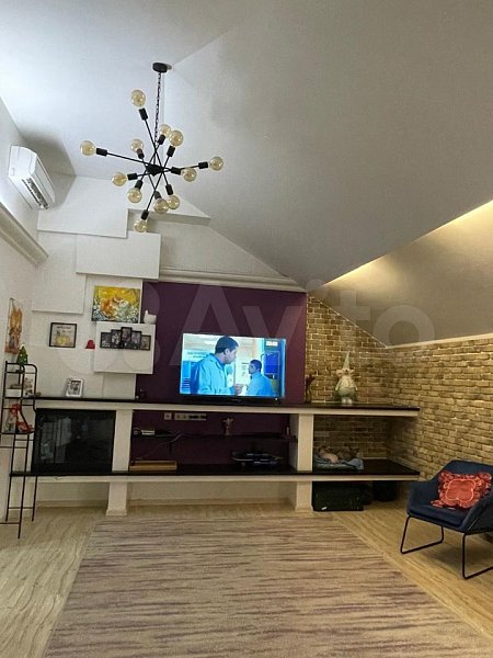 4-комн квартира, 95.6 м², р-н Российская ул (№129488)