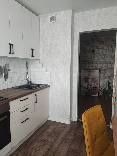 2-комн. квартира, 52 м², р-н Окраины (№125279)
