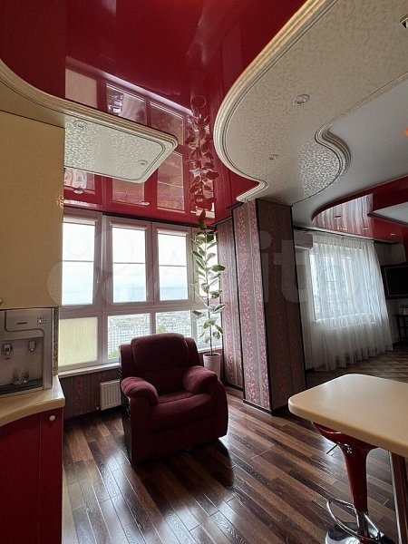 6-комн квартира, 200 м², р-н Комсомольский (№124378)
