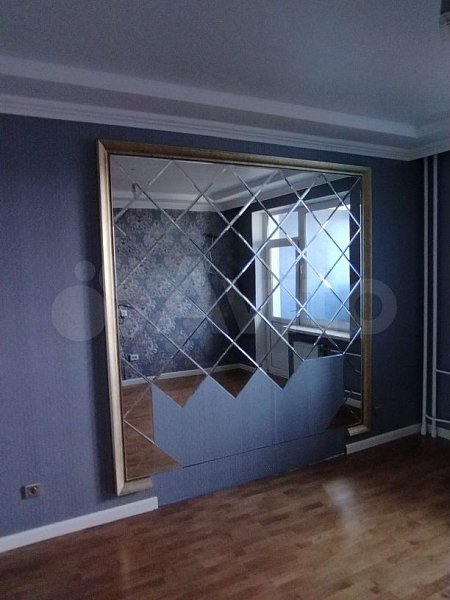 2-комн квартира, 64 м², р-н Российская ул (№124835)