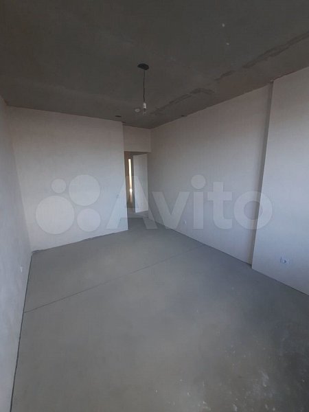 3-комн квартира, 81.5 м², р-н Российская ул (№124272)
