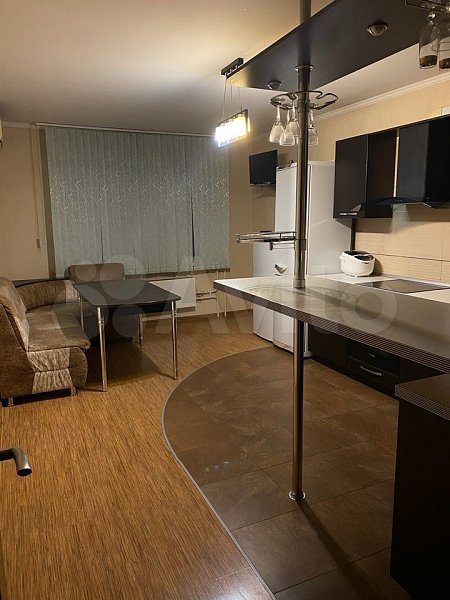 3-комн квартира, 90.7 м², р-н Российская ул (№124663)