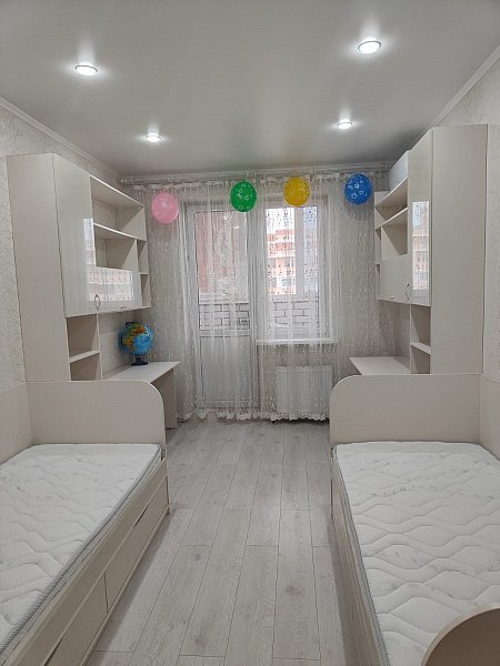 2-комн квартира, 74 м², р-н Гидростроителей (№125513)