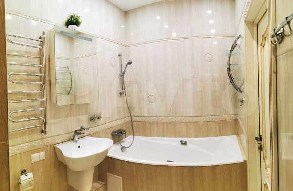 3-комн квартира, 105 м², р-н Центр (№123856)