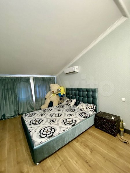 5-комн квартира, 176 м², р-н Российская ул (№127585)
