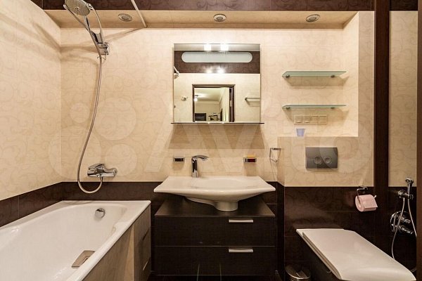3-комн квартира, 105 м², р-н Фестивальный (№128418)