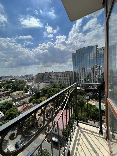 4-комн квартира, 170 м², р-н Центр (№124260)