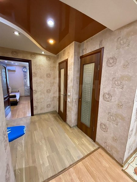 2-комн квартира, 71.5 м², р-н Российская ул (№125941)