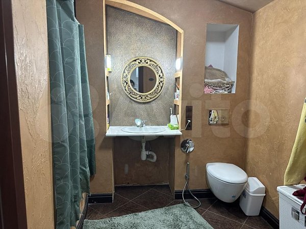 4-комн квартира, 178 м², р-н Западный обход (№123857)