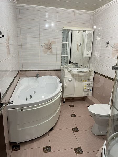 3-комн квартира, 63 м², р-н Гидростроителей (№128220)