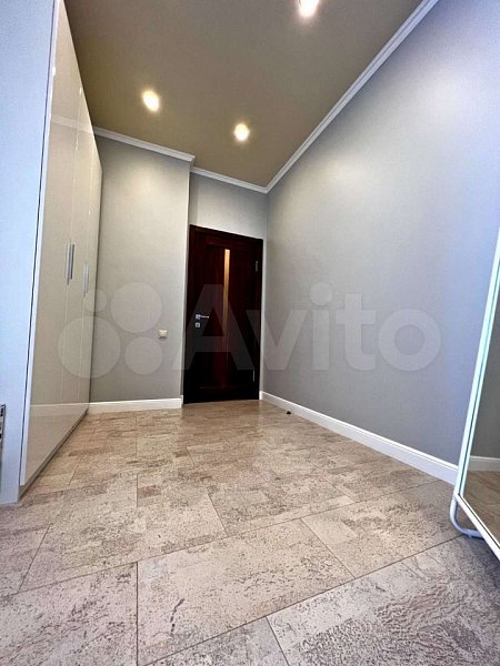 4-комн квартира, 296.7 м², р-н Фестивальный (№125024)