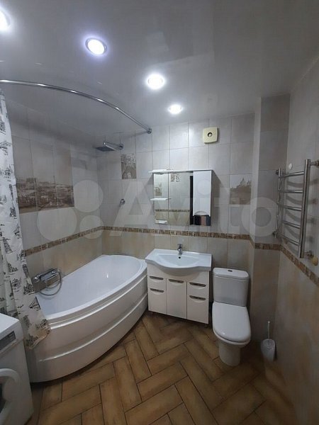 2-комн квартира, 62 м², р-н Центр (№127118)