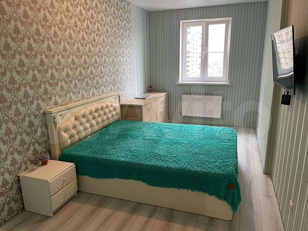 3-комн квартира, 70 м², р-н Петра Метальникова (№124600)