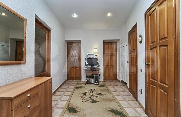 2-комн квартира, 75 м², р-н Российская ул (№130385)