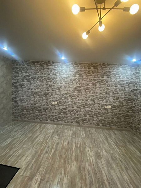 1-комн квартира, 29.5 м², р-н Российская ул (№130797)
