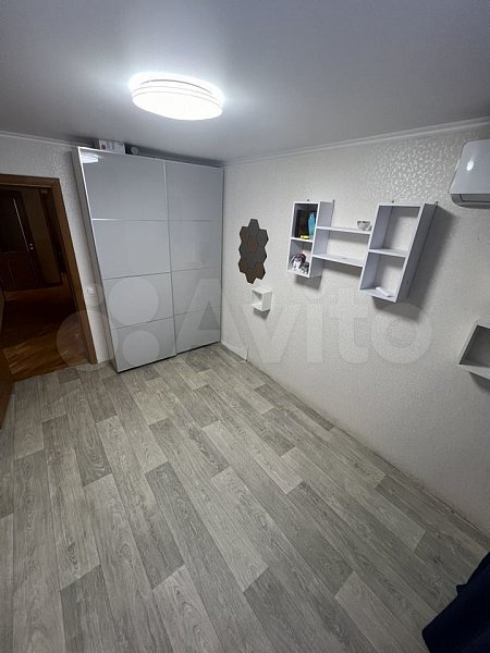 3-комн квартира, 69.6 м², р-н Комсомольский (№128204)