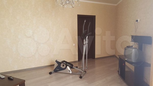 6-комн квартира, 184.6 м², р-н Фестивальный (№125348)