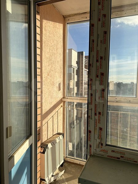 3-комн квартира, 90.8 м², р-н Российская ул (№129990)