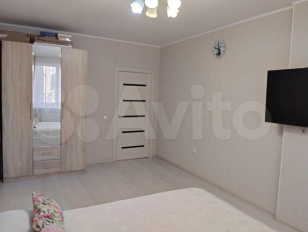 2-комн квартира, 61.2 м², р-н Гидростроителей (№126287)