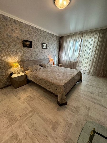 1-комн квартира, 68 м², р-н Центр (№127010)