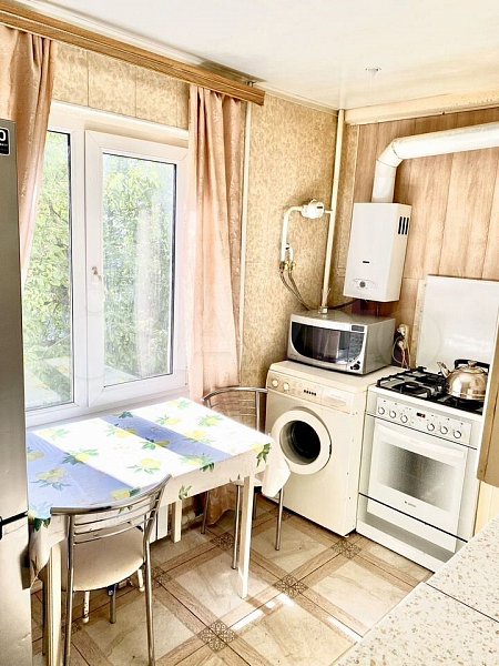 3-комн квартира, 60 м², р-н Центр (№131504)