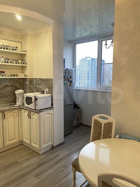 4-комн квартира, 115 м², р-н Российская ул (№125538)