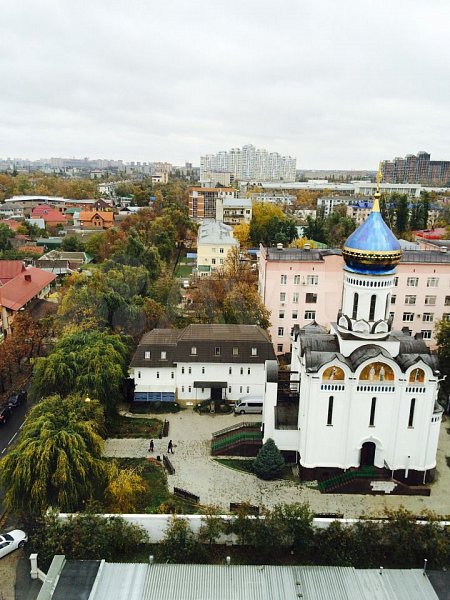 Продается 4-комн квартира, 200 м², р-н Черемушки, 