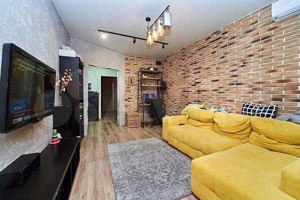 3-комн квартира, 92 м², р-н Немецкая деревня (№128981)
