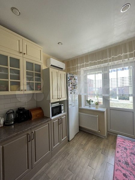2-комн квартира, 64 м², р-н Российская ул (№125953)