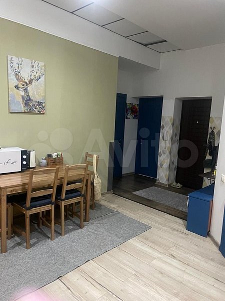 Продается 4-комн квартира, 95.6 м², р-н Российская ул, 