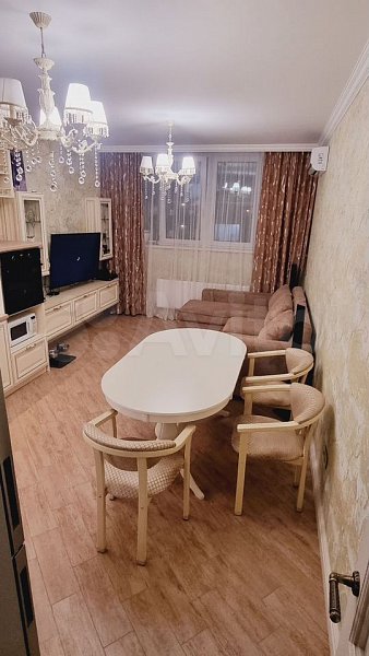 Продается 2-комн квартира, 79.3 м², р-н Фестивальный, 