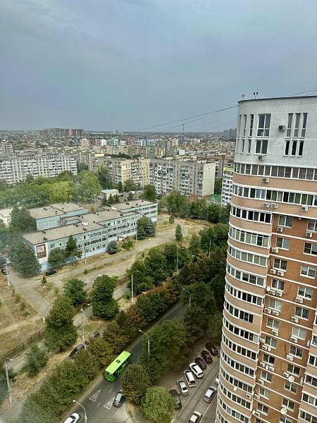 6-комн квартира, 200 м², р-н Комсомольский (№124378)