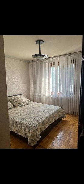 4-комн квартира, 78 м², р-н Российская ул (№125567)