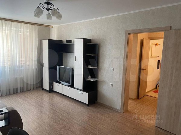 Продается 1-комн. квартира, 40 м², р-н Гидростроителей, Краснодар