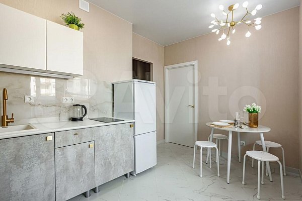 2-комн квартира, 38 м², р-н Энка - Баскет-холл (№130871)