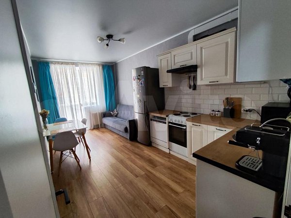 3-комн квартира, 67.4 м², р-н Петра Метальникова (№127674)