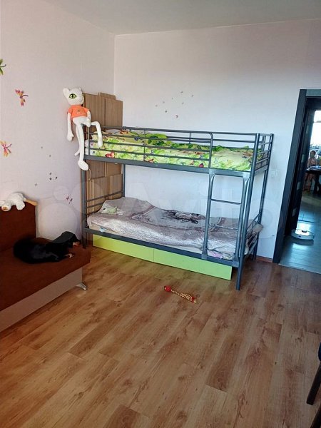 2-комн квартира, 63.7 м², р-н Российская ул (№125721)