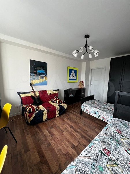 4-комн квартира, 90.6 м², р-н Фестивальный (№128702)