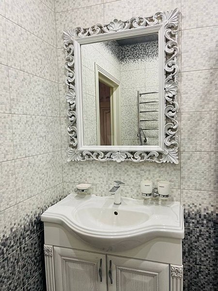 2-комн квартира, 71.6 м², р-н Гидростроителей (№130924)